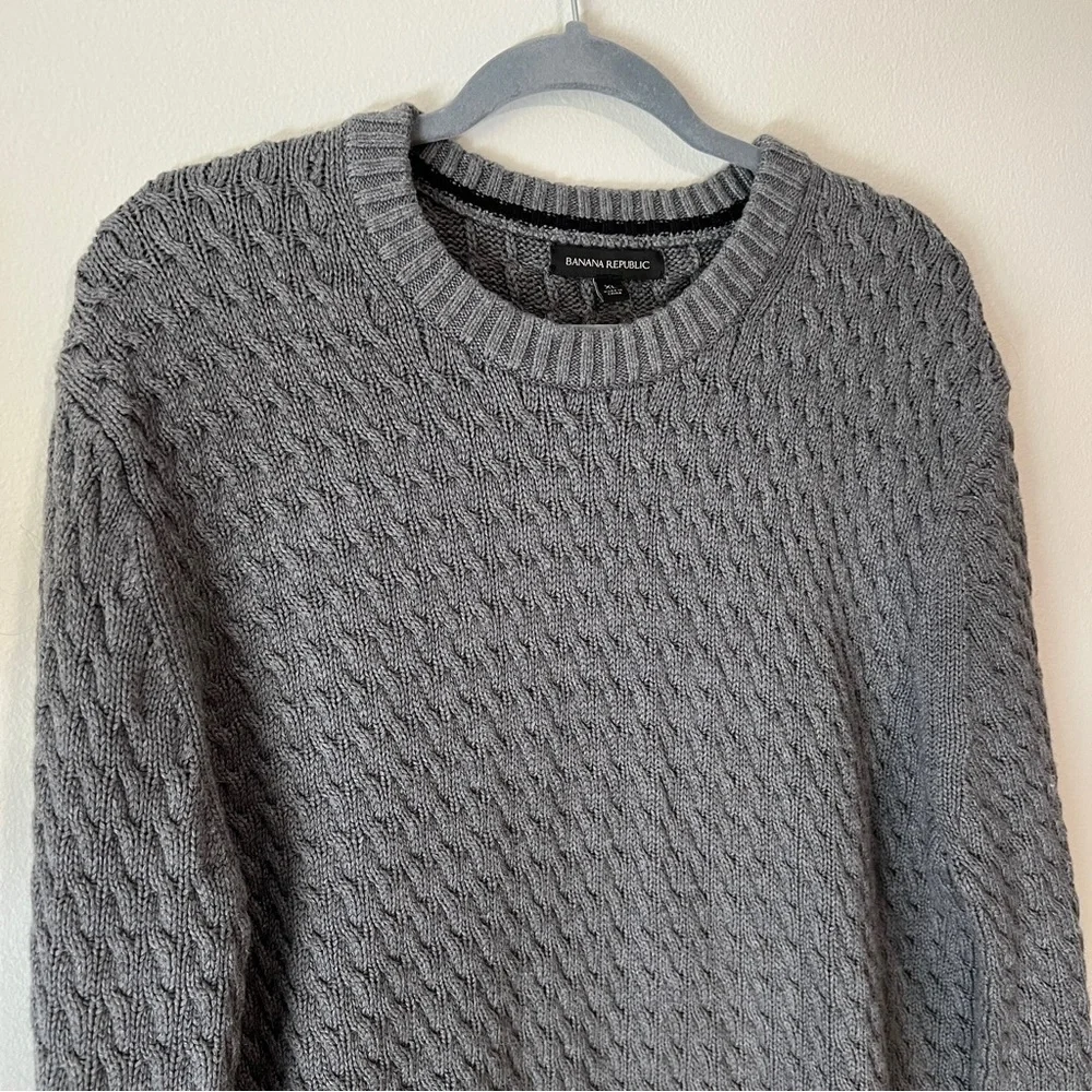 Banana republic 100% cotton gray cable knit mens sweater size XL